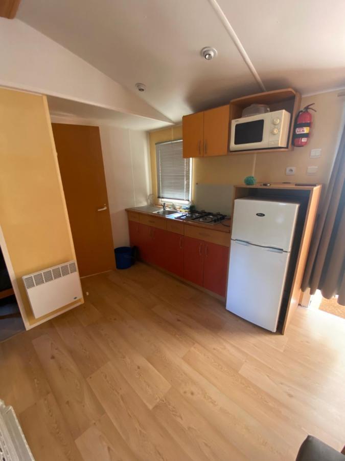 Camping Parc Les 7 Fonts Агд Экстерьер фото
